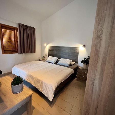 Buzzstays: 1-Bed Bungalow, Garden, Near Yumbo & Beach Maspalomas  Exterior photo
