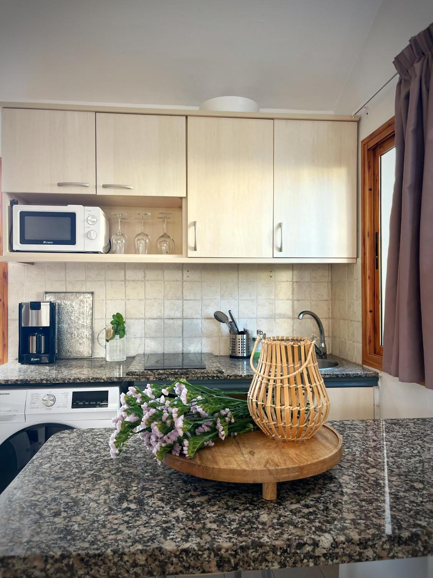 Buzzstays: 1-Bed Bungalow, Garden, Near Yumbo & Beach Maspalomas  Exterior photo